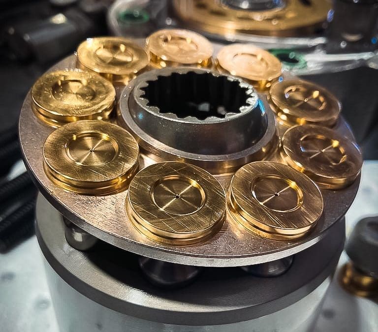 Hydraulic Component Service and Repair